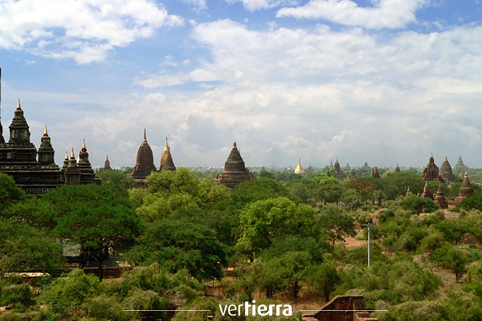 Viajar a Myanmar: un paseo por Bagán, la ciudad de los cinco mil templos